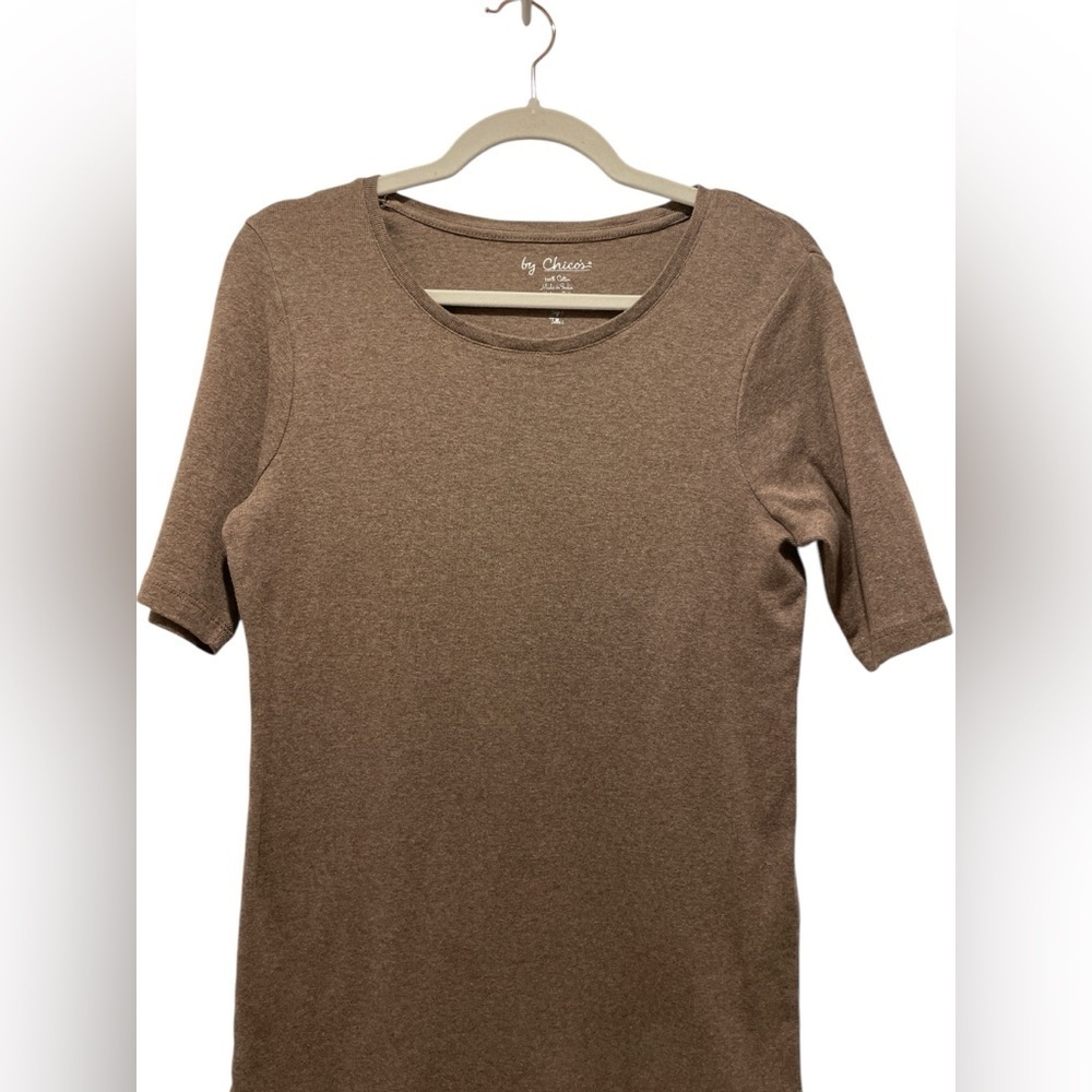 Chico’s Basic Knit Top size 1 - Picture 2 of 3